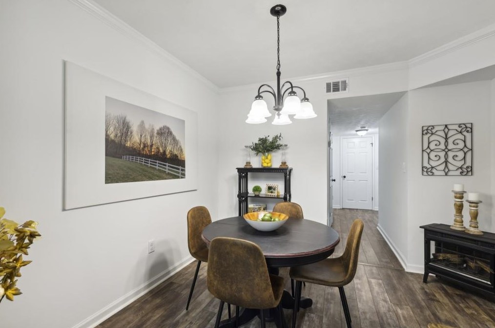 203 Natchez Trce, Atlanta GA  30350-3003 exterior