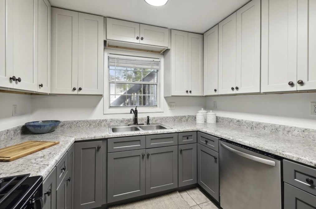 203 Natchez Trce, Atlanta GA  30350-3003 exterior