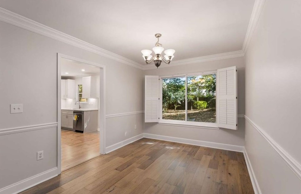 1053 Standard Dr, Atlanta GA  30319-3357 exterior