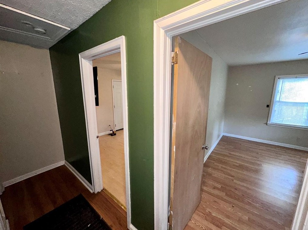 4189 Lindsey Dr, Decatur GA  30035-1922 exterior