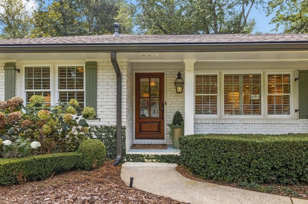 495 Old Creek Rd, Atlanta, GA 30342