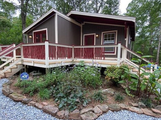 581 Wildwood Acres, Cleveland, GA 30528