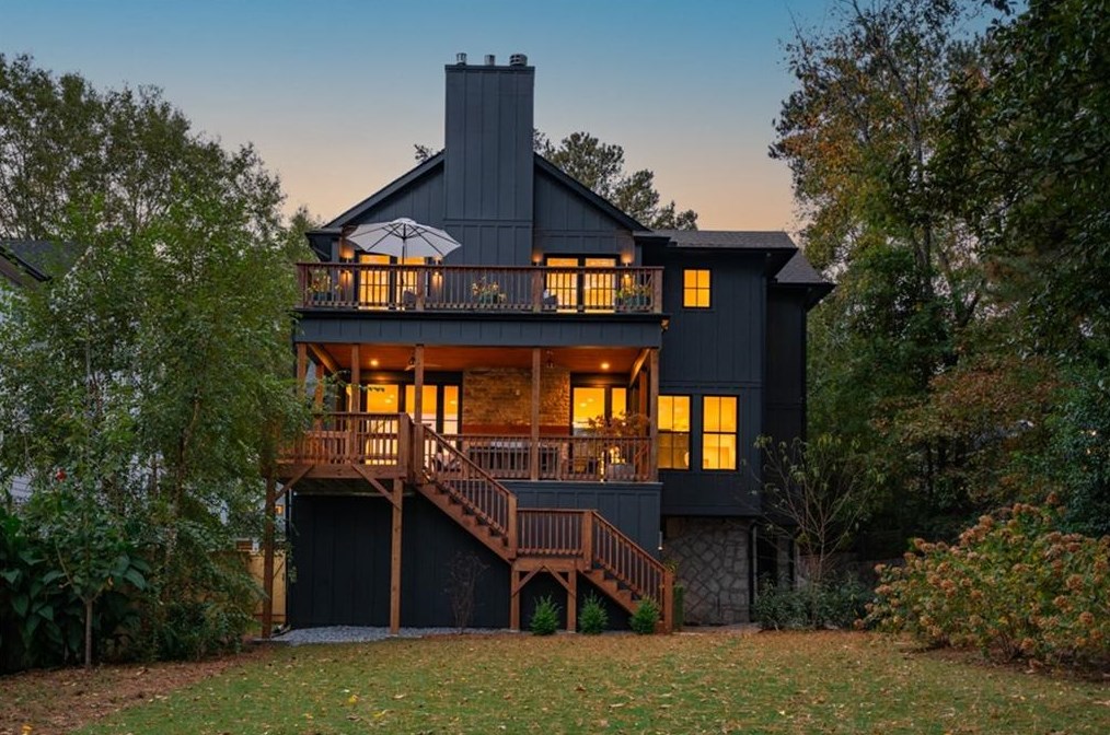 432 Pharr Rd, Decatur GA  30030-4426 exterior