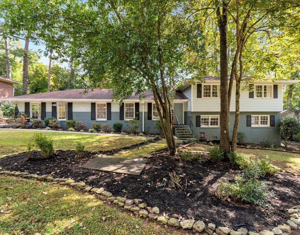 2753 Hawaii Ct, Decatur GA  30033-2315 exterior