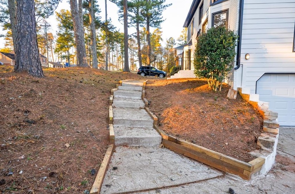 3740 Brown Dr, Decatur GA  30034-5543 exterior