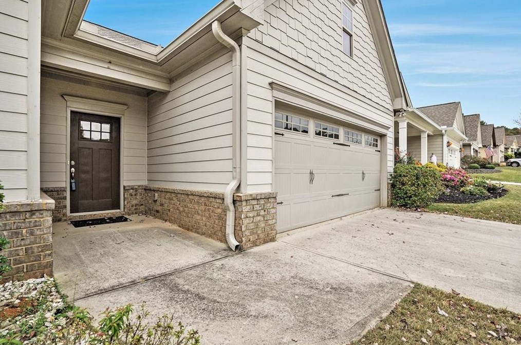 4680 Hidden Creek Dr, Gainesville, GA 30504