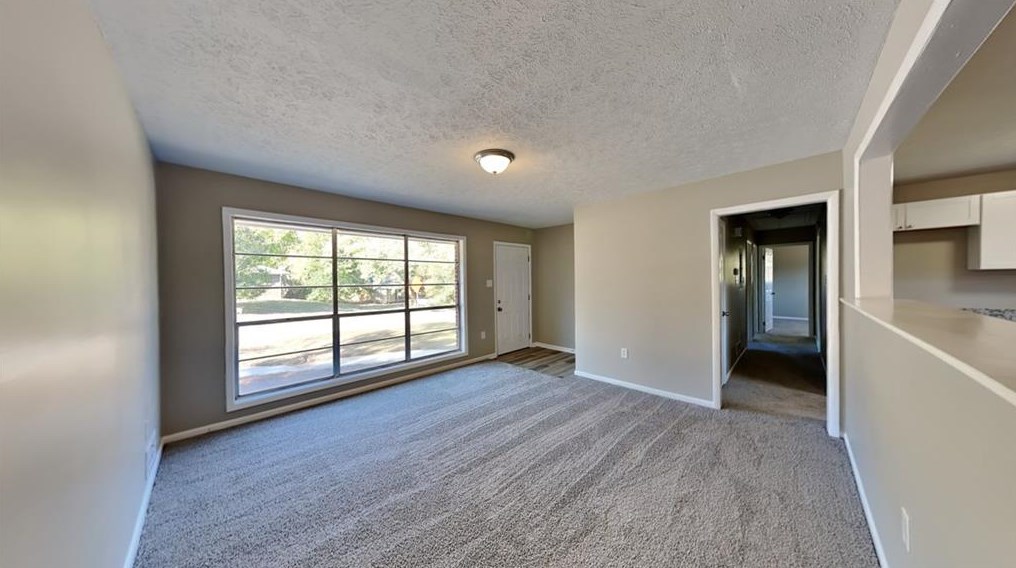 355 Canterbury Dr, Jonesboro, GA 30238