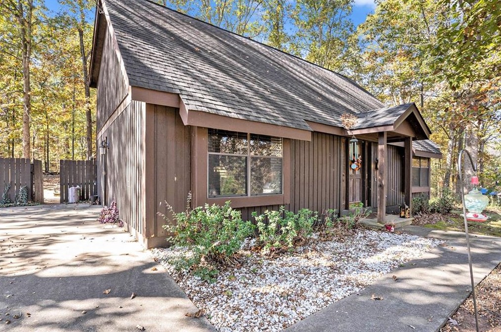 218 Hemlock Dr, Stockbridge, GA 30281