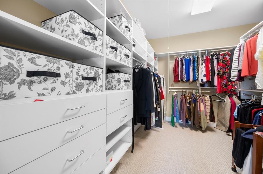 999 Emory Parc Pl, Decatur GA  30033-4054 exterior