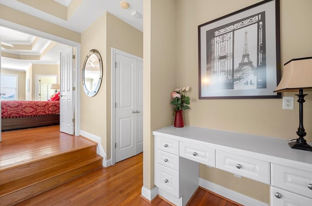 999 Emory Parc Pl, Decatur GA  30033-4054 exterior