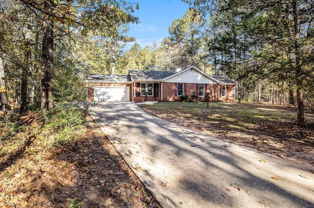 1347 Poplar Ct, Villa Rica, GA 30180