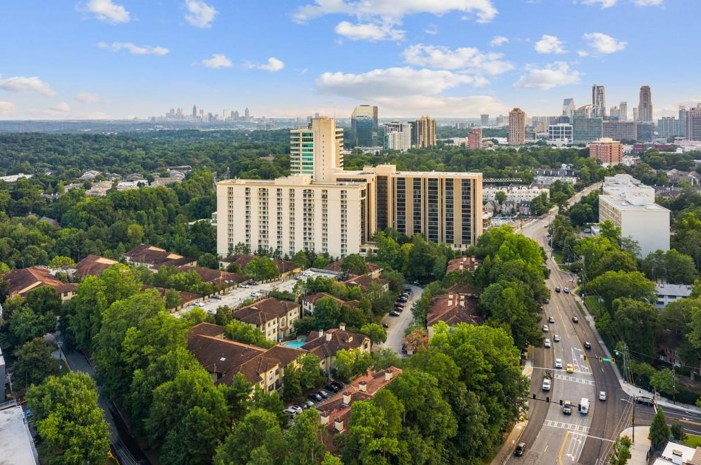 3777 Peachtree Rd, Atlanta GA  30319-5248 exterior