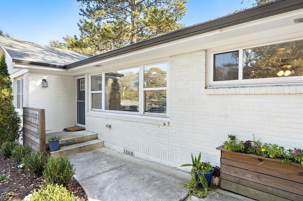 3077 Hamilton Rd, Decatur GA  30032-2832 exterior