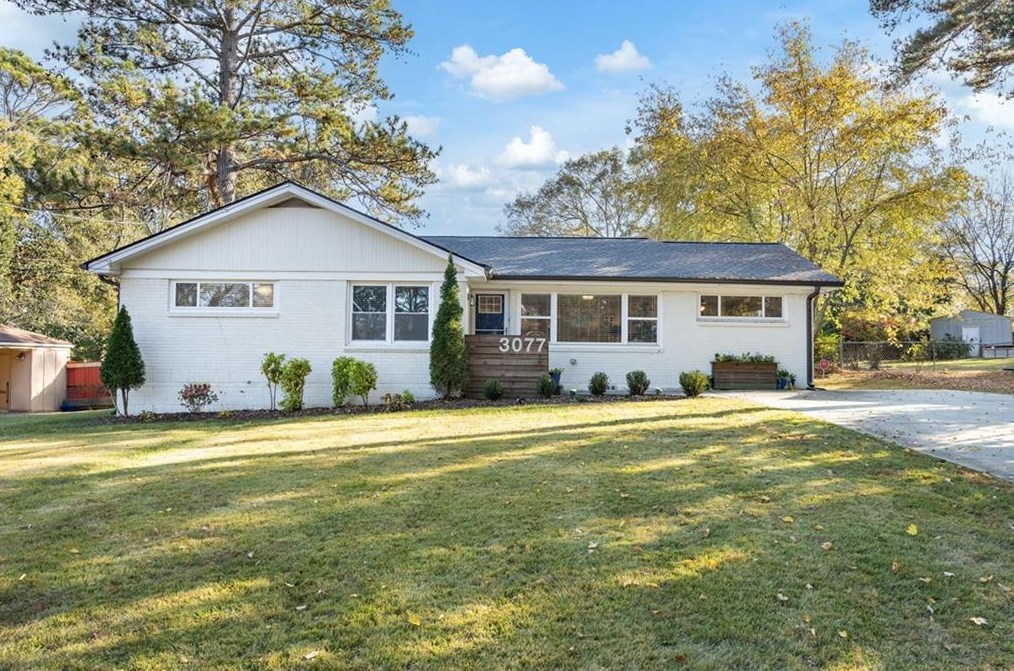 3077 Hamilton Rd, Decatur GA  30032-2832 exterior