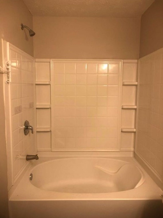 6275 Ellenwood Dr, Rex GA  30273-5027 exterior