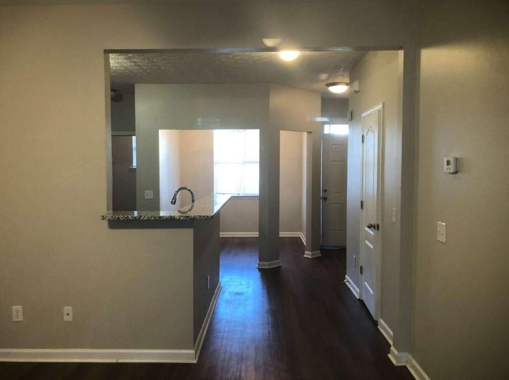 6275 Ellenwood Dr, Rex GA  30273-5027 exterior