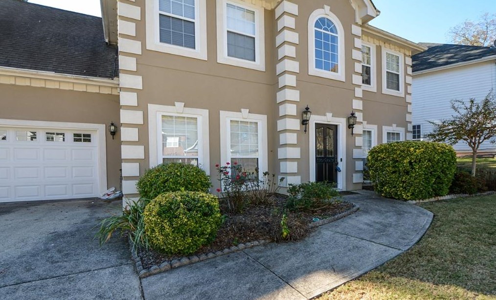 1510 Elgaen Place Dr, Roswell, GA 30075