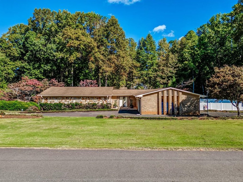 101 Dogwood Trail, Big Canoe, GA 30143
