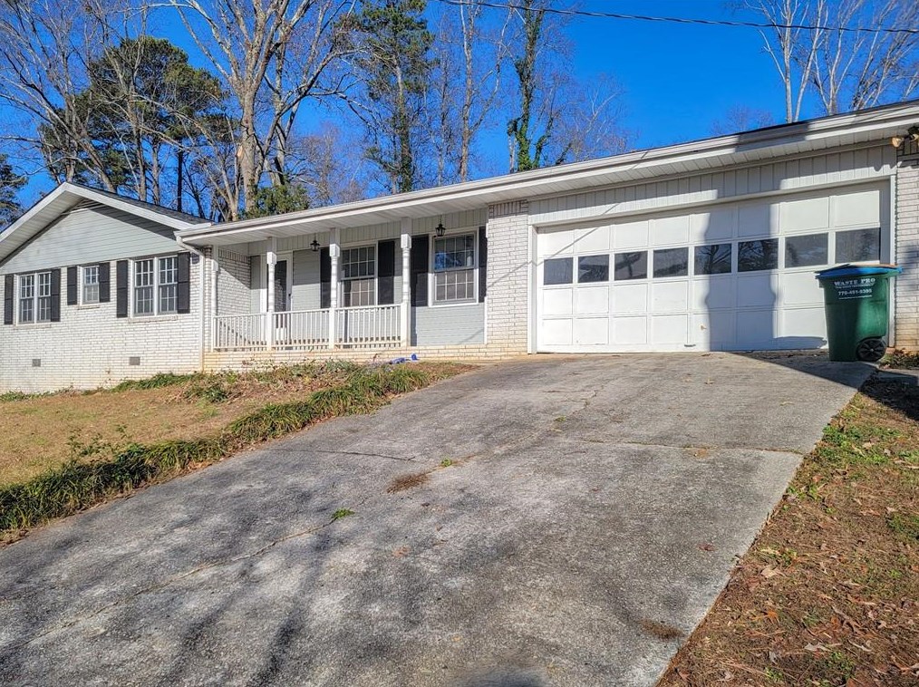 1258 Renee Dr Sw, Lilburn, GA 30047
