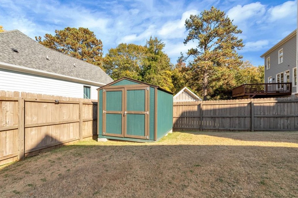 1411 Hawthorne Ave, Smyrna GA  30080-2137 exterior