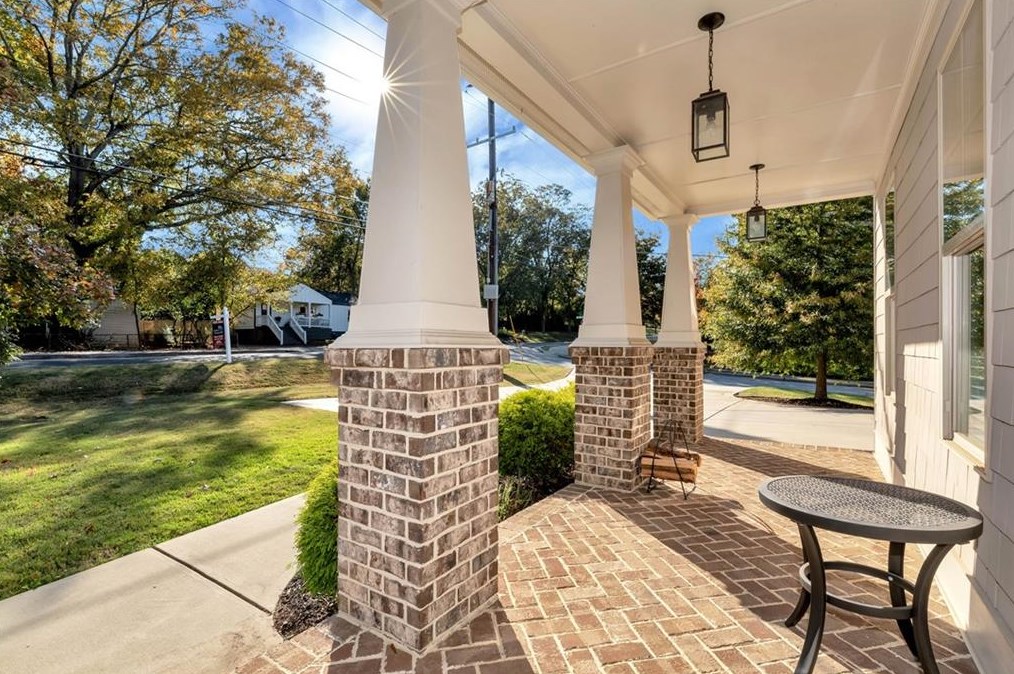 1411 Hawthorne Ave, Smyrna GA  30080-2137 exterior