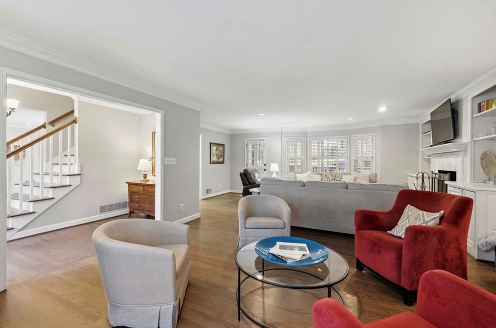 5239 Wyntercreek Cir, Atlanta GA  30338-3810 exterior