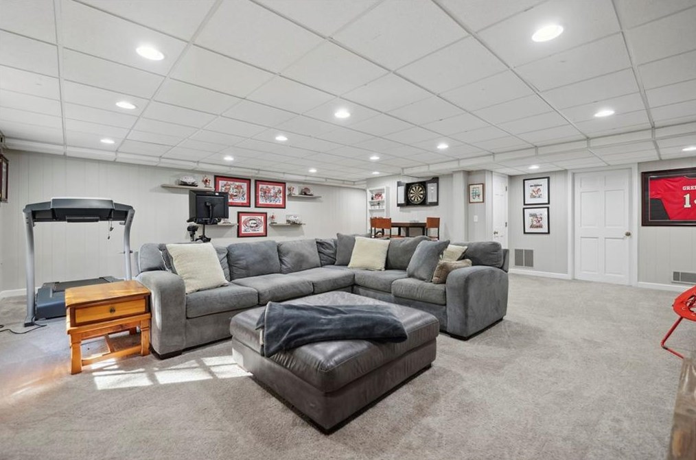 5239 Wyntercreek Cir, Atlanta GA  30338-3810 exterior