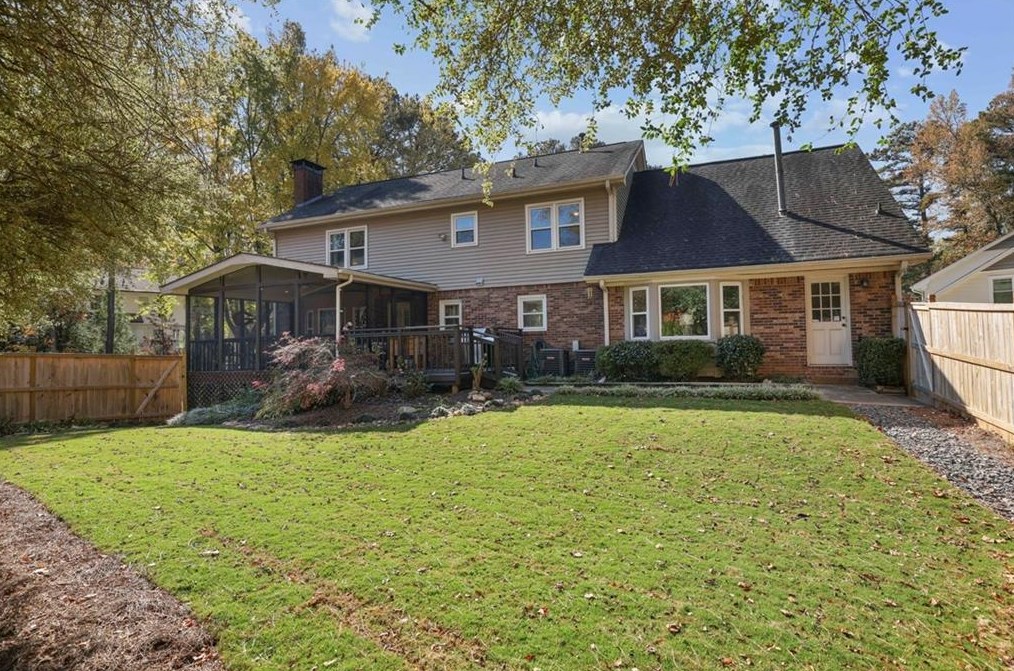 5239 Wyntercreek Cir, Atlanta GA  30338-3810 exterior