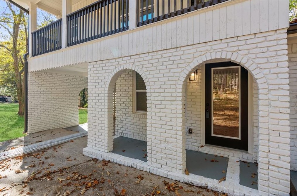 73 Pool Cir, Auburn, GA 30011
