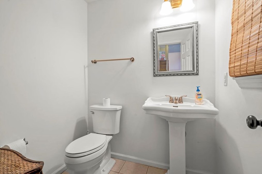 1430 Millstone Dr, Alpharetta GA  30004-7421 exterior