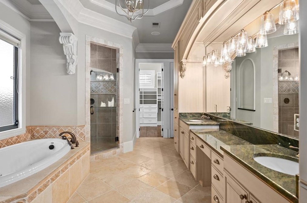 2960 Mnr Brg Dr, Alpharetta GA 30004-8818 exterior