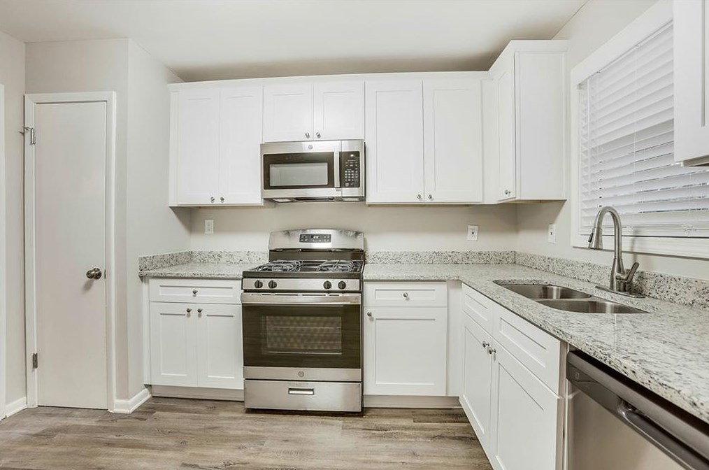 2351 Tarian Dr, Decatur GA  30034-2941 exterior