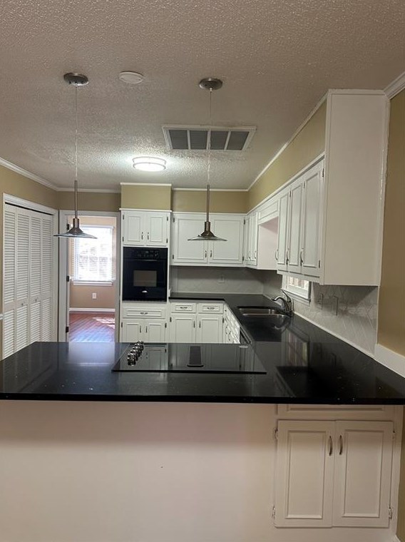 1300 Northshore Dr, Roswell, GA 30076