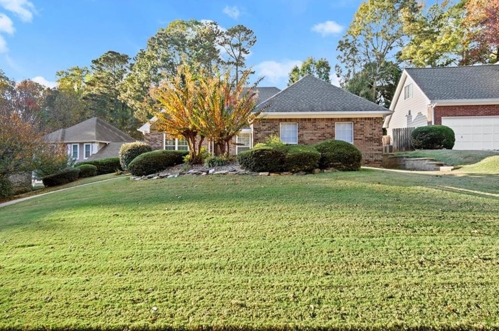 245 Blue Spruce Cir, Alpharetta, GA 30005