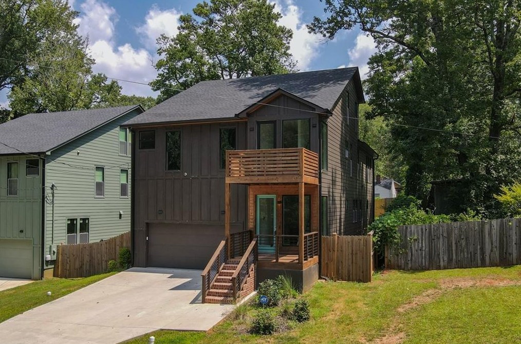 570 Parker Ave, Decatur GA  30032-3965 exterior