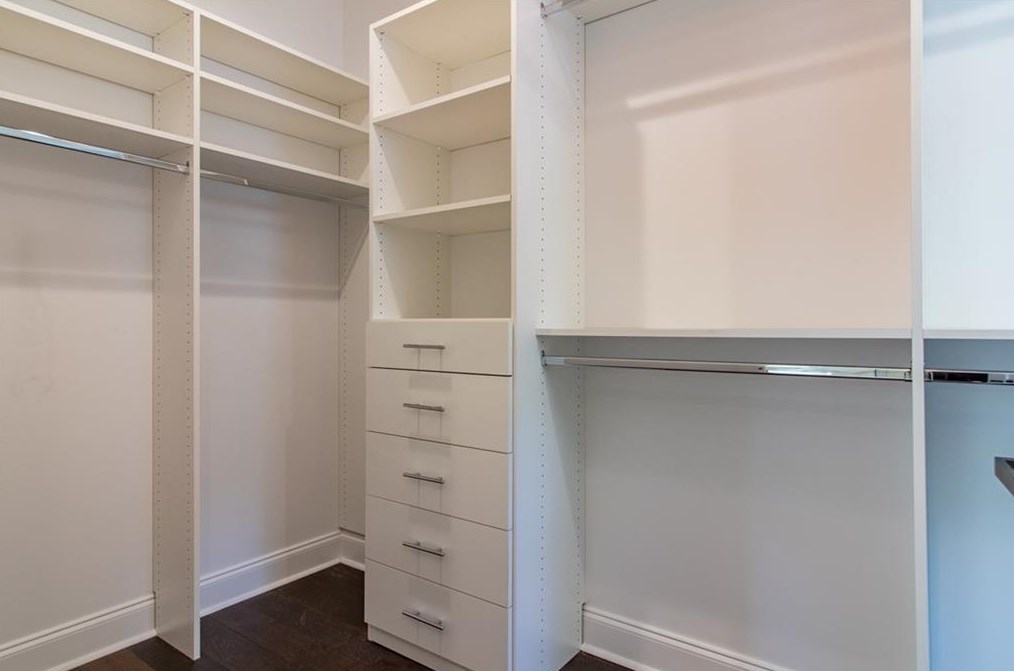 570 Parker Ave, Decatur GA  30032-3965 exterior