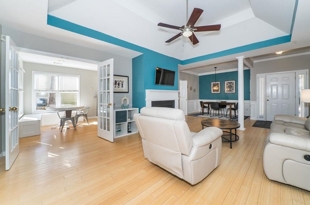 3176 Oakhill Pl, Decatur GA  30033-3300 exterior