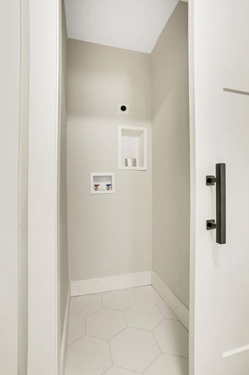 1910 Don Juan Ln, Decatur GA  30032-4217 exterior