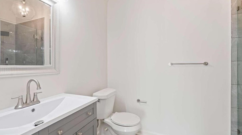 2170 Trickle Creek Ct, Decatur GA  30035-2524 exterior