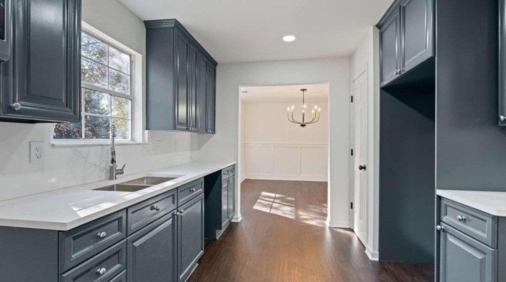 2170 Trickle Creek Ct, Decatur GA  30035-2524 exterior