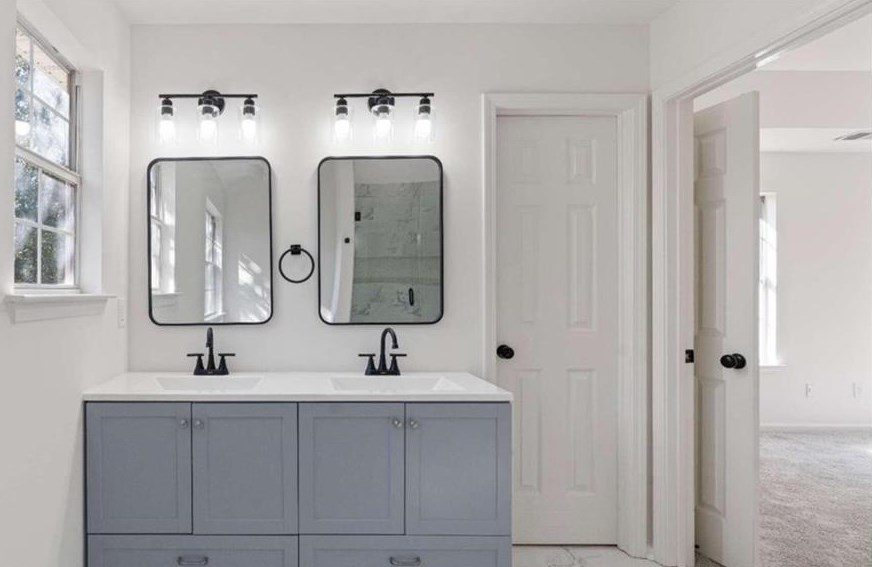 2170 Trickle Creek Ct, Decatur GA  30035-2524 exterior