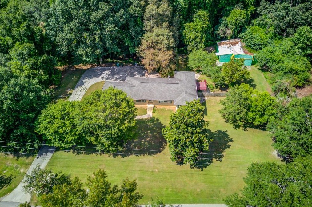 135 Bruce Ln, Porterdale, GA 30014