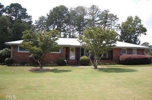 2219 Myra Ln, Lithonia, GA 30078