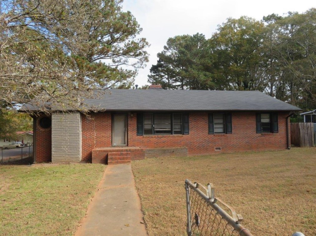 520 Hill St, Monroe, GA 30656
