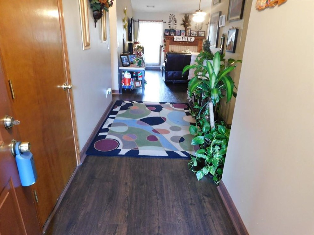 1498 Sisters Ct, Lawrenceville GA  30043-6275 exterior