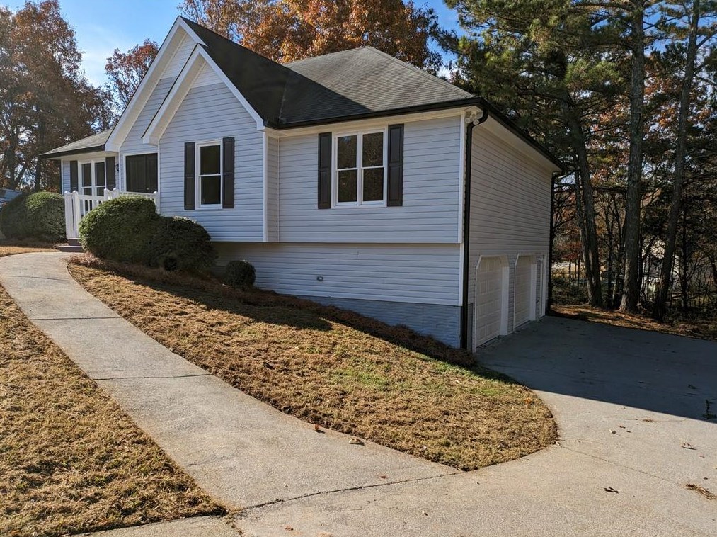 12 Luke Ln, Adairsville, GA 30103