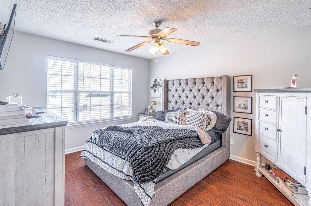 4852 Park Cir, Atlanta GA  30349-2049 exterior