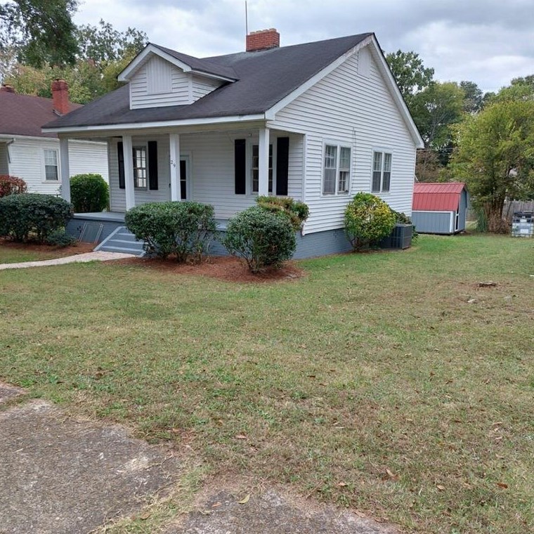 29 Akron St, Euharlee, GA 30120