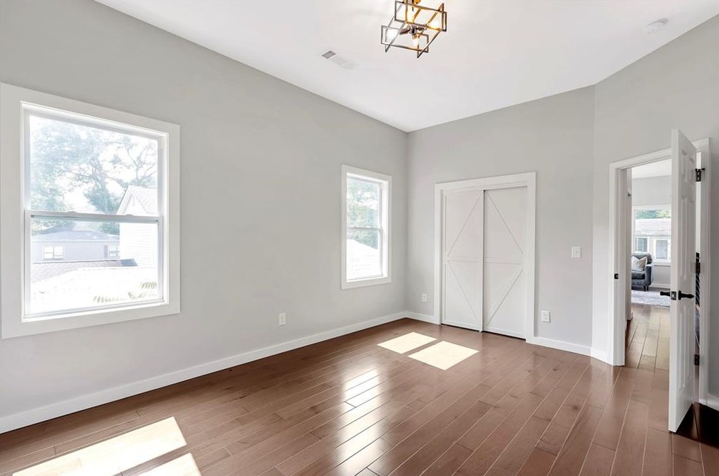 1035 Westmoor Dr, Atlanta GA  30314-2822 exterior