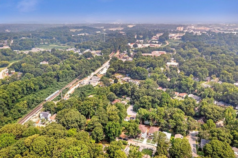1035 Westmoor Dr, Atlanta GA  30314-2822 exterior